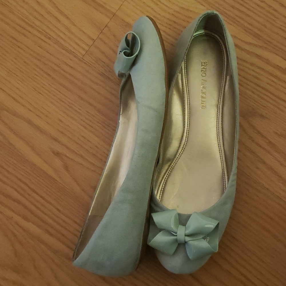 Shoes - Picture 6 of 6